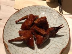脆皮妙龄鸽-新荣记(新源南路店)