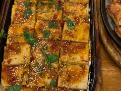 东镇千页豆腐-老东镇啤酒屋海鲜加工·蒸汽海鲜·海鲜烧烤(台东店)