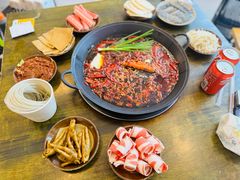 -黄潇洒老火锅(九眼桥宏济巷店)