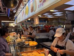 -中东大市场美食城