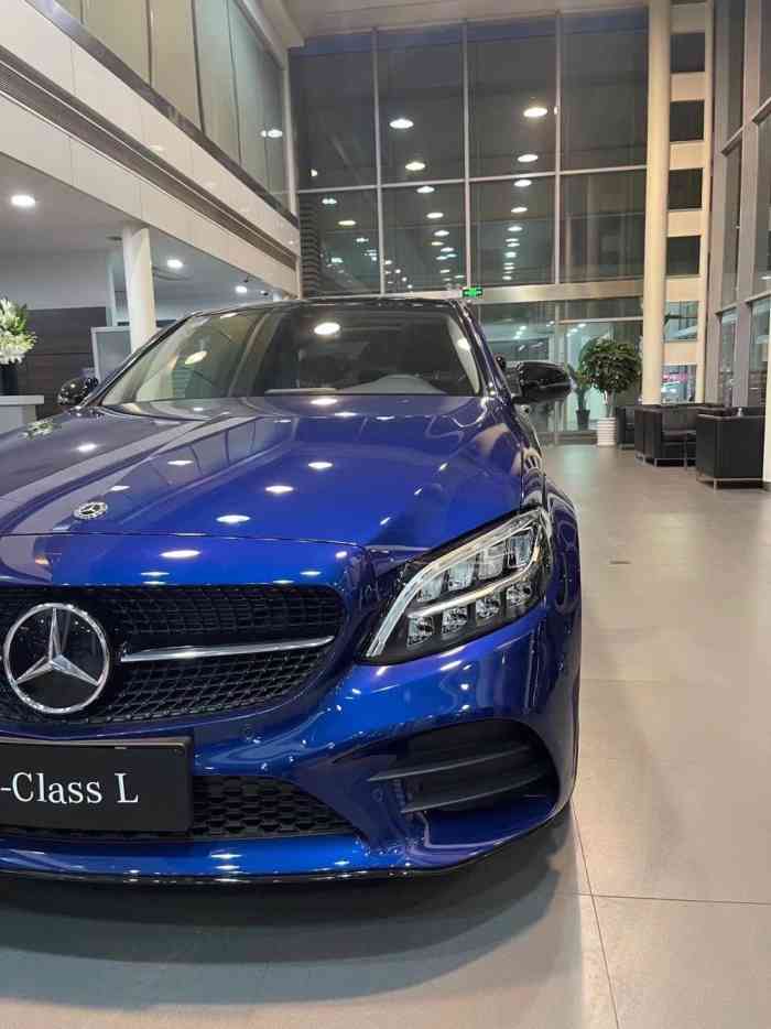 上海德星奔驰4s店(江杨南路店)-"奔驰和领克果然是天差地别!同样是车.