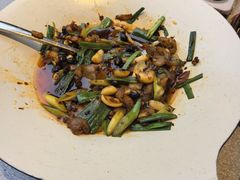 -有红鸡毛店·川菜(建设路店)