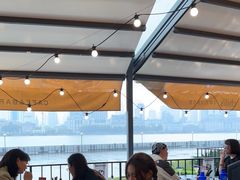 -Chili's Cafe&Bar奇利斯(滨江店)