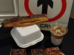-HOT CRUSH趁热集合·现烤面包(上海环球港店)