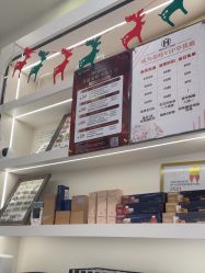 -花岐款式专研健康美甲沙龙