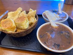 -穆彦华逍遥镇胡辣汤(岗坡路店)