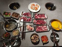 -张哞哞·鲜切牛肉自助火锅(高德置地店)
