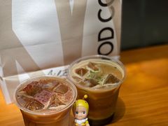 草莓燕麦拿铁-LilBee Coffee