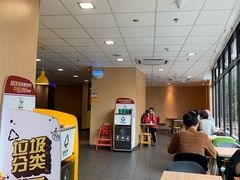 -麦当劳(伟城广场店)