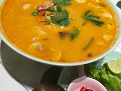 -越弥越南传统美食馆
