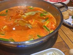 -快活林酸汤鱼鲜品火锅店(甲秀楼店)