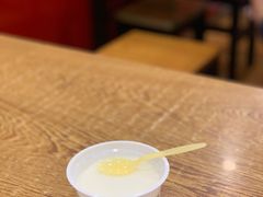 秘制酸牛奶-门框胡同百年卤煮(新街口店)