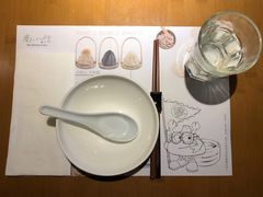 餐具摆设-南小馆(迪士尼小镇店)
