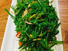 -云海肴·汽锅鸡·云南菜(天山百盛优客店)