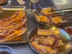 -又见炊烟炭火烤肉(五一新村店)