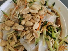 秘制鸡丝半皮半面-媛媛家秘制鸡丝凉皮(陆慕店)