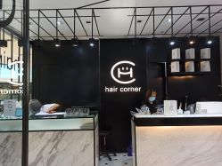 -HAIR CORNER