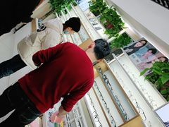 -视野联行眼镜·蔡司授权店(长白万象汇店)