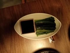 蚝油菜心-来龙里 精致 东南亚餐室(万象城店)