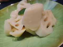 -湖畔鲁菜·二十年老字号餐厅(大明湖店)