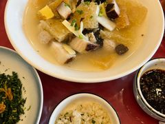 -侬佳蒸菜馆(听潮店)