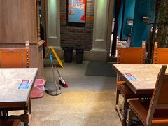 大堂-沪小胖小龙虾(淮海中路旗舰店)