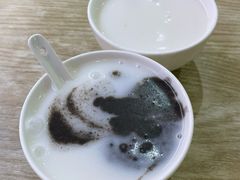 黑白双拼-杨记杏仁茶(椰园店)