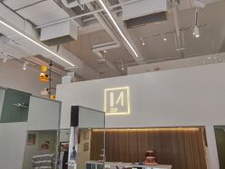 -I+造型烫发染发