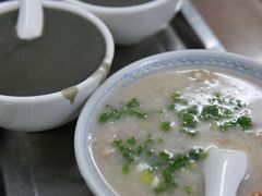 柴鱼花生粥-万家乐小小饮食店