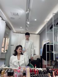 点击看大图 -十孕纪高端孕妇亲子摄影