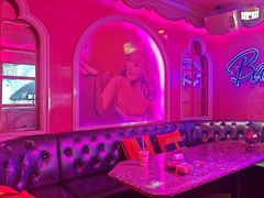 -UK派对KTV(日月广场店)