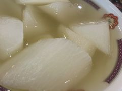 上汤白萝卜-七爷清汤腩·港式茶餐厅(世博店)