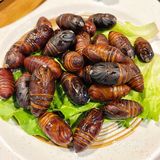 好吃的店铺就是口口相传，哪怕是不沿街