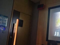 -金色印象·4K影院式足体养生(杨家坪西郊店)