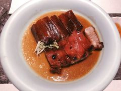 烧味拼盘-港丽餐厅