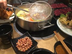 -左庭右院鲜牛肉火锅(南通CBD大有境店)