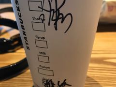 -星巴克臻选(南京金茂览秀城店)