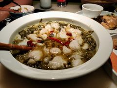 酸菜鱼-桂满陇天书(南京德基旗舰店)