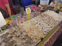 -席娜卡琳火车铁道夜市