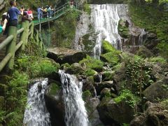 -藏龙百瀑风景区