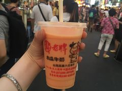 -六合夜市