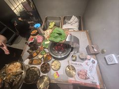 -草家酱蟹炭火烤肉店(珲春南路一店)