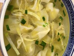 小馄饨-老苏州大客堂·苏帮菜·松鼠桂鱼·苏州传统小吃(观前街人民商场店)