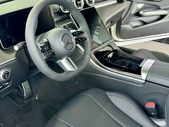 -宁波之星奔驰4S店(海曙店)