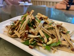 -金牌餐厅·天津菜·八珍豆腐·老爆三(瓷房子店)