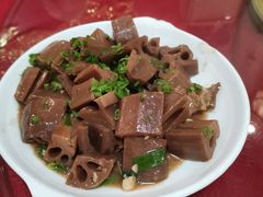 火腩焖莲藕-荣兴河鲜楼