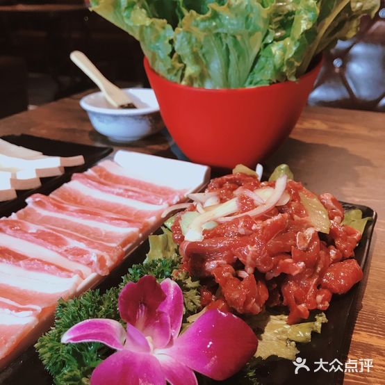 四季炭火烤肉