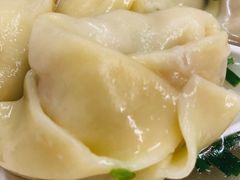 笋尖鲜肉大馄饨-小胖子馄饨店(洪兴路店)