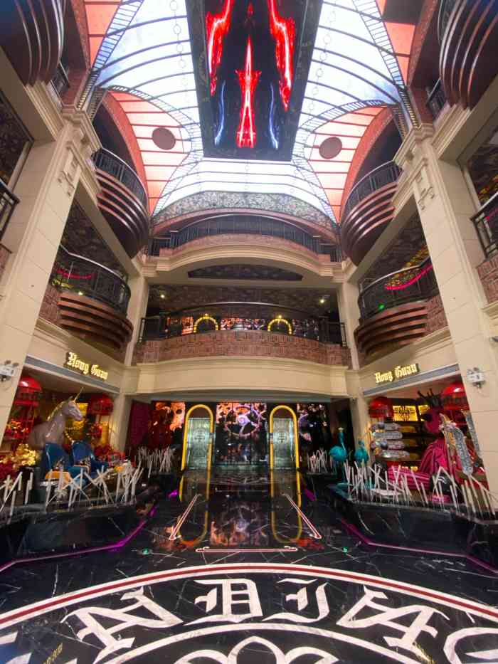 红馆纯k(岭南店)-"一时兴起去的,所以对时间段把握得不好,唱.