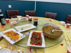 -炕锅羊肉土火锅面片大王